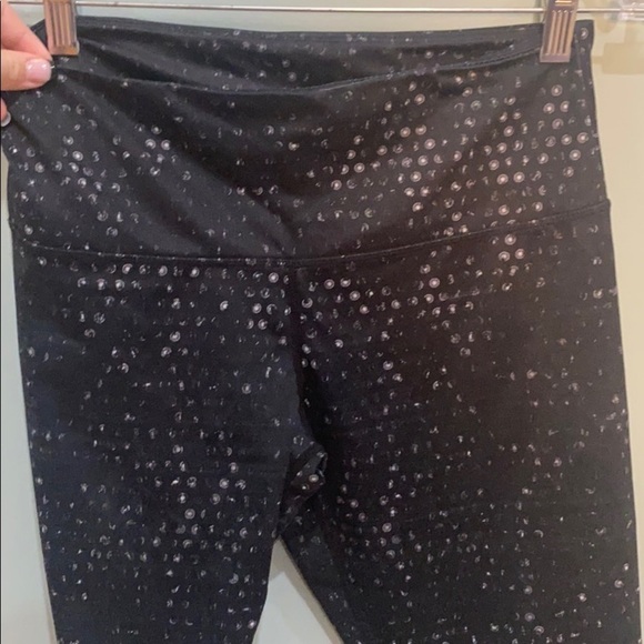 SoulCycle distressed‎ wheel print cropped leggings - Picture 6 of 6